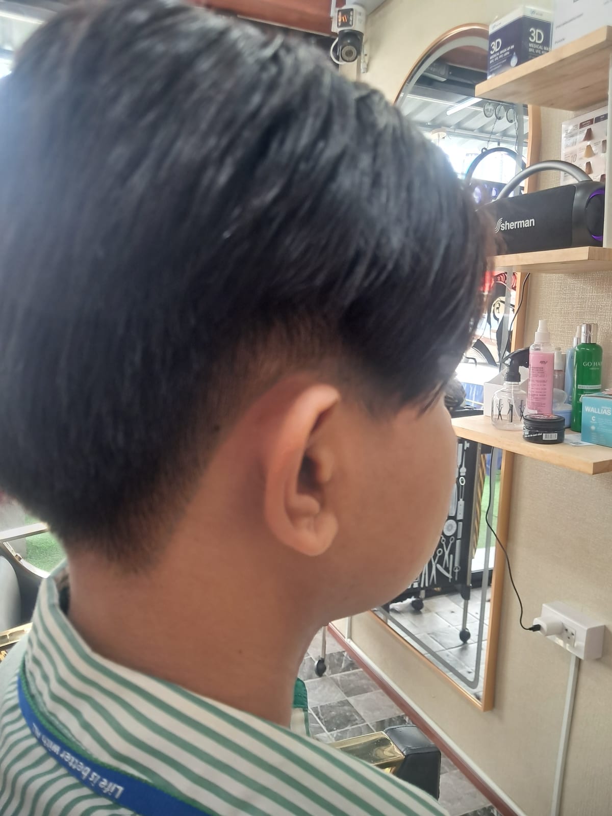 Men's haircut styled at Wonderland Jomtien Beauty Salon