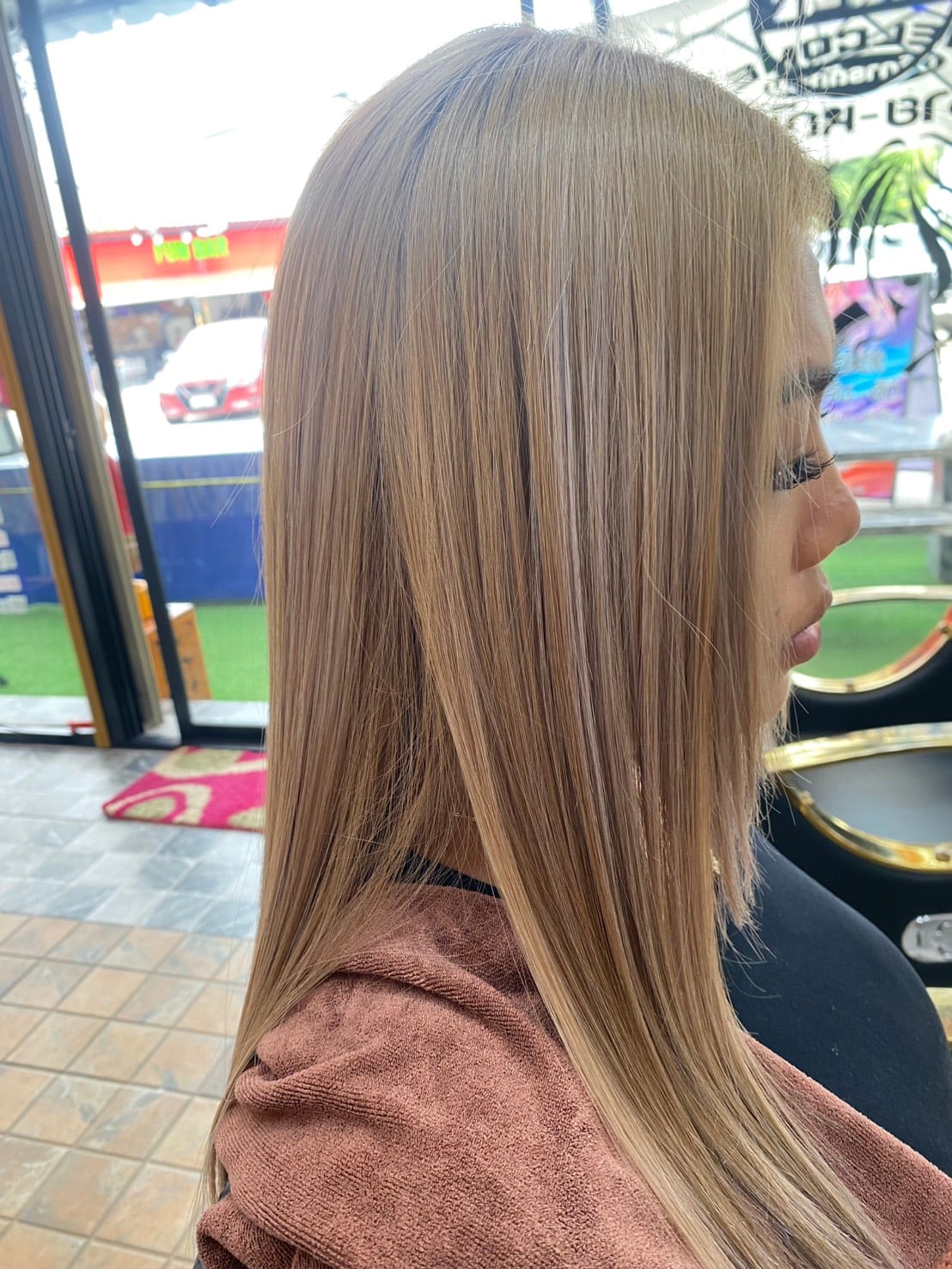 Women's hair styled at Wonderland Jomtien Beauty Salon