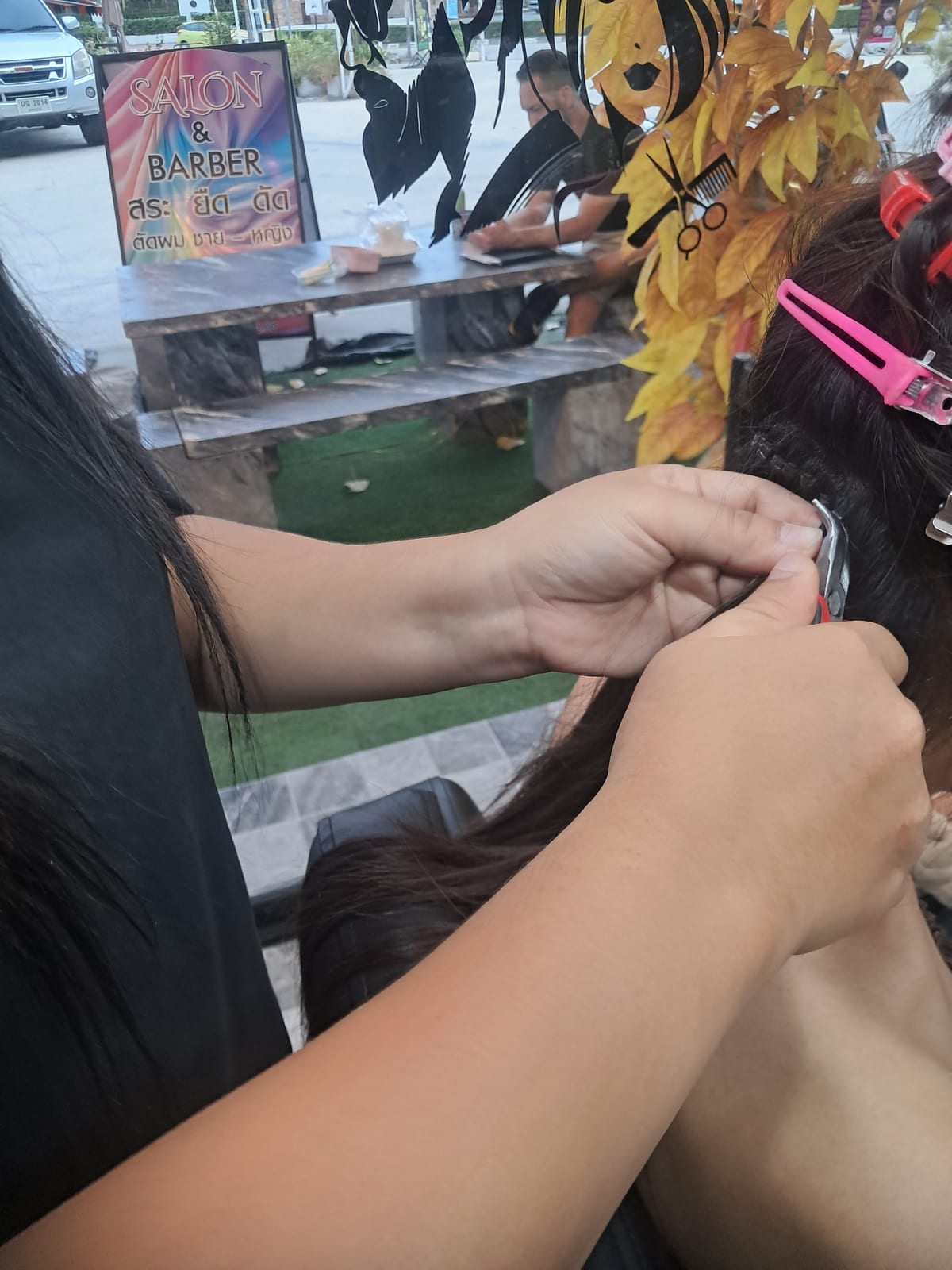 Braids and hair extensions at Wonderland Jomtien Beauty Salon