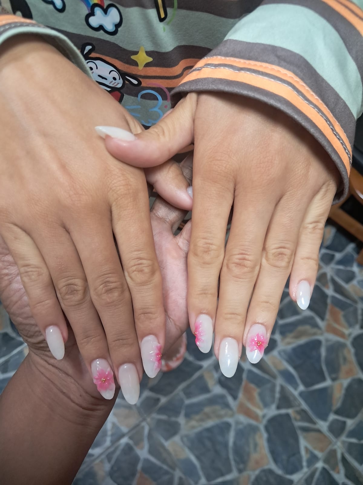 Nail work at Wonderland Jomtien Beauty Salon