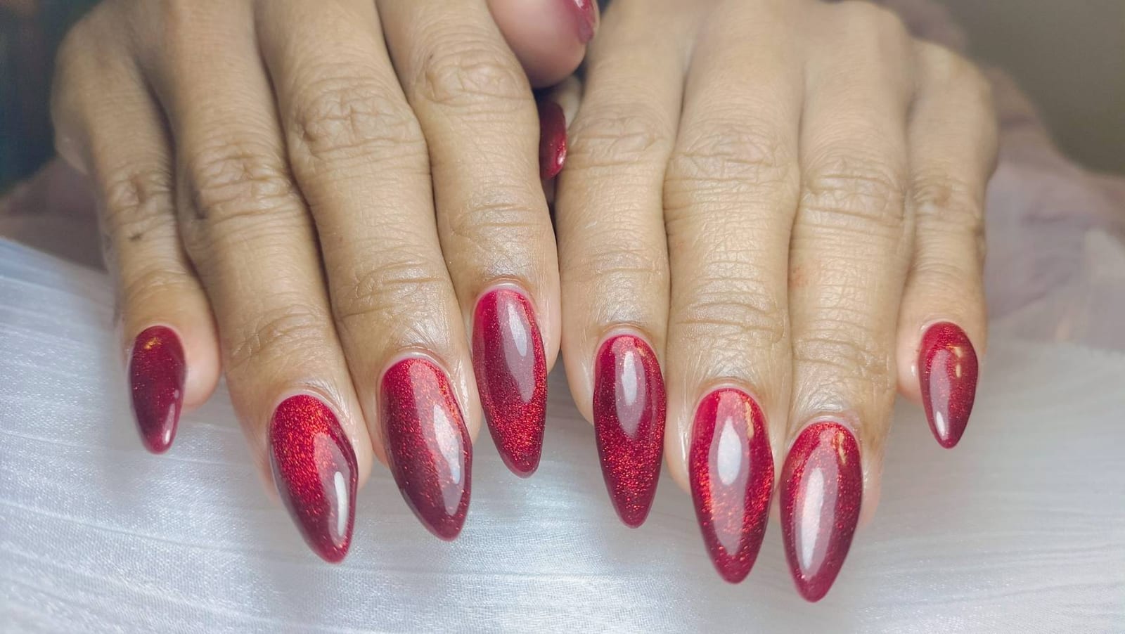 Nail work at Wonderland Jomtien Beauty Salon